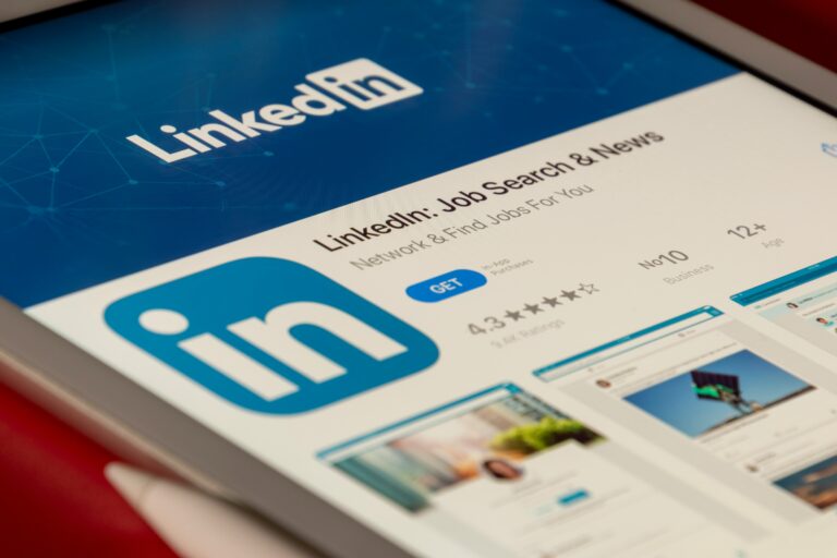 Stand Out on LinkedIn: 5 Tips to Create a Stellar Profile